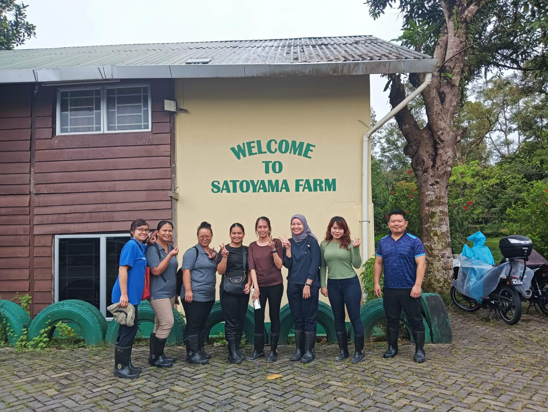 Farm tour moment at Satoyama Farm